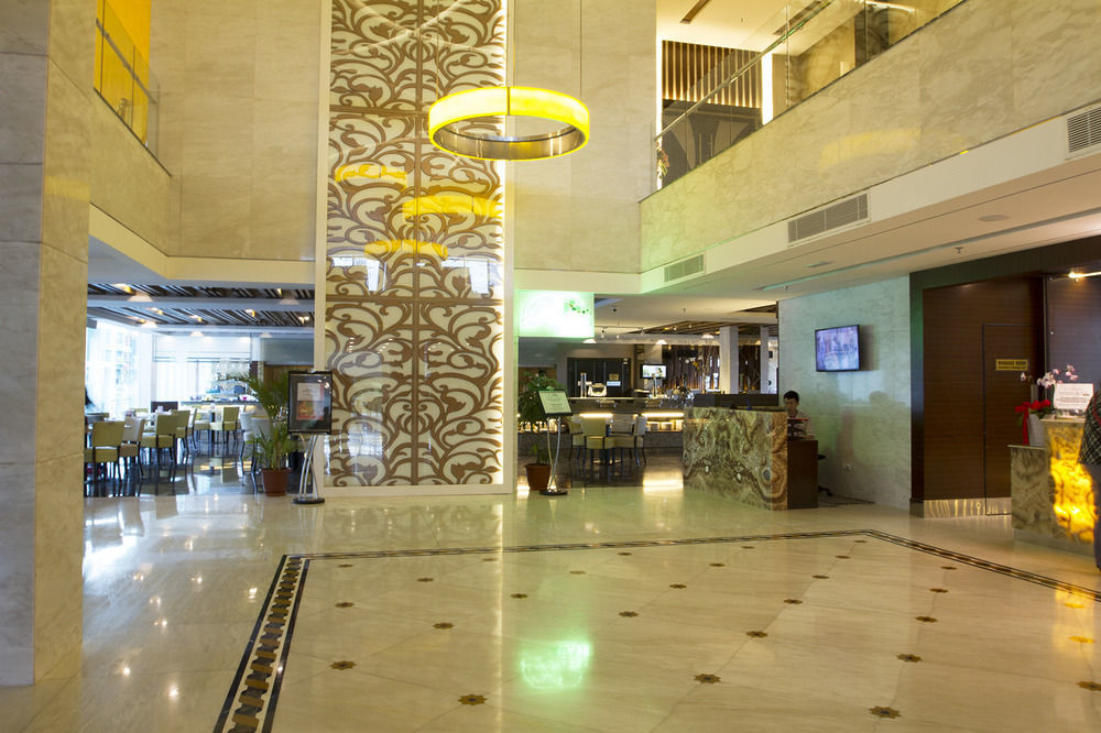 Promenade Hotel Бинтулу Экстерьер фото