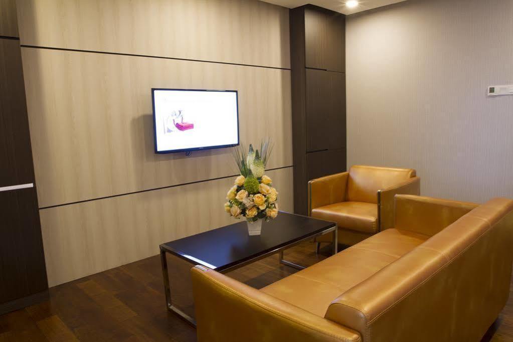 Promenade Hotel Бинтулу Экстерьер фото